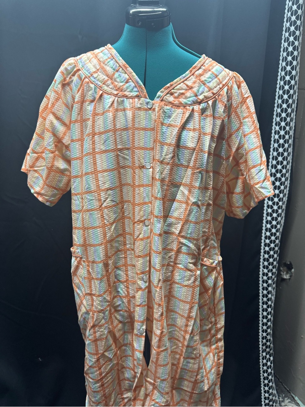 Lightweight Orange Plaid Short-Sleeve Robe